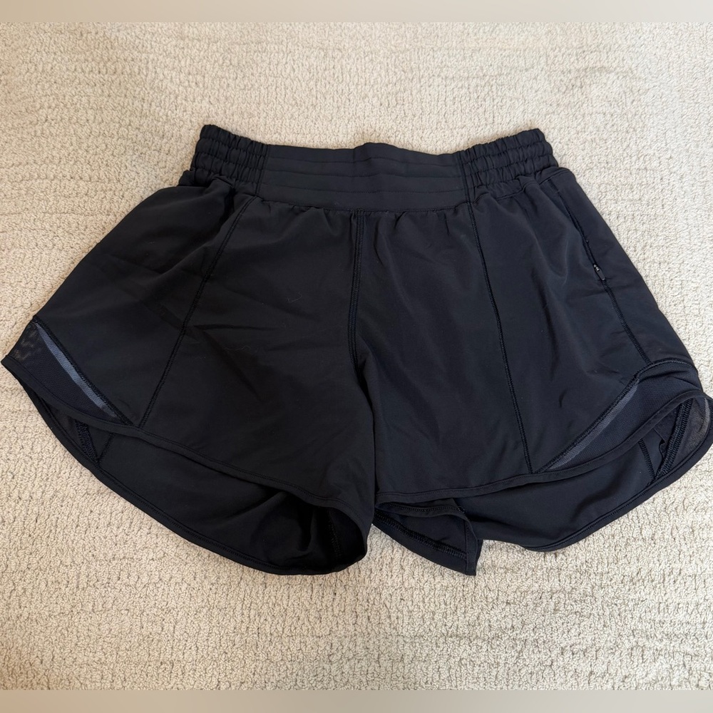 Lululemon Hotty Hot High Rise Lined Short 4”